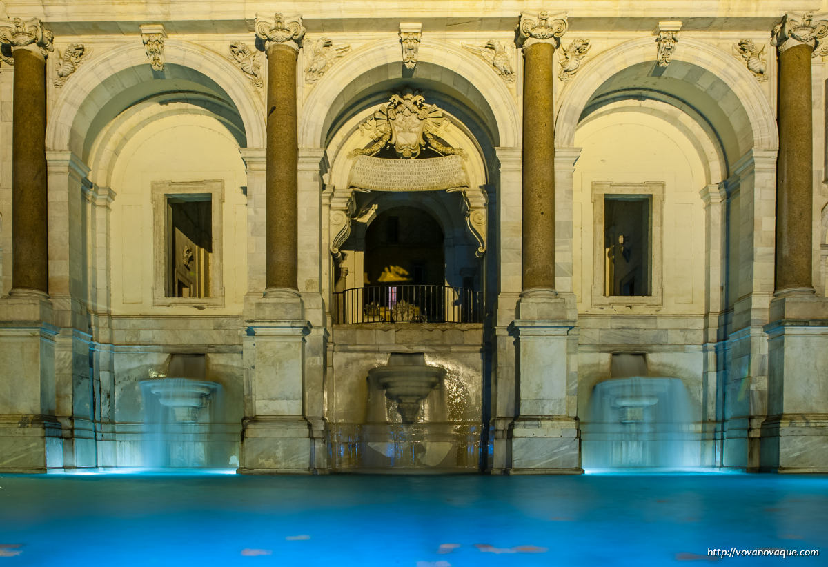 Fountains in Rome photo