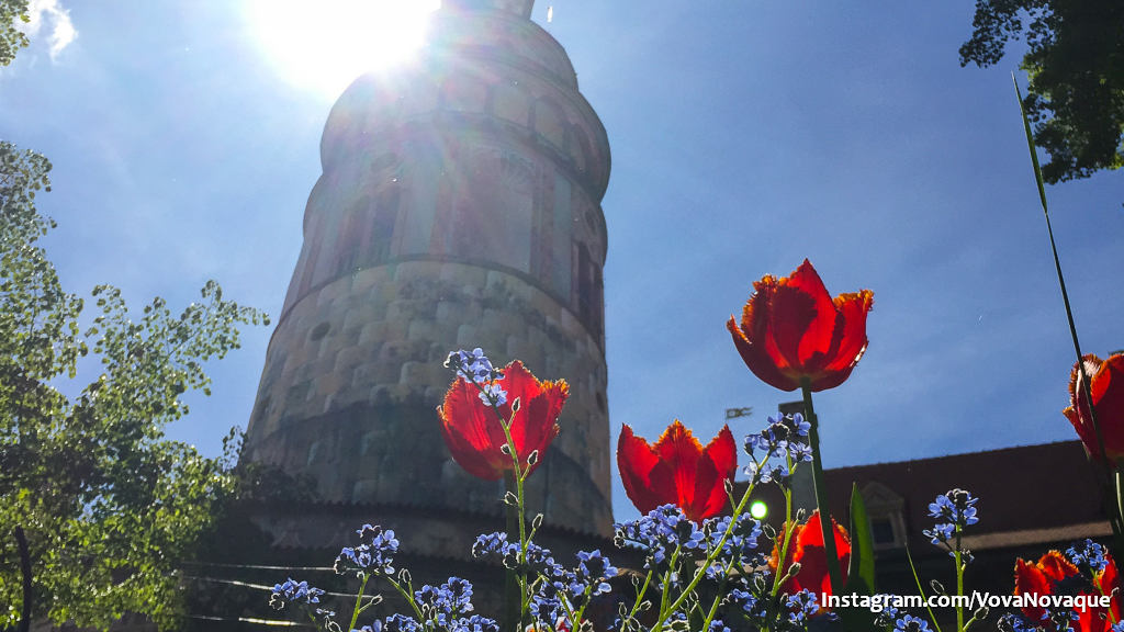 Photo of tower in Krumlov