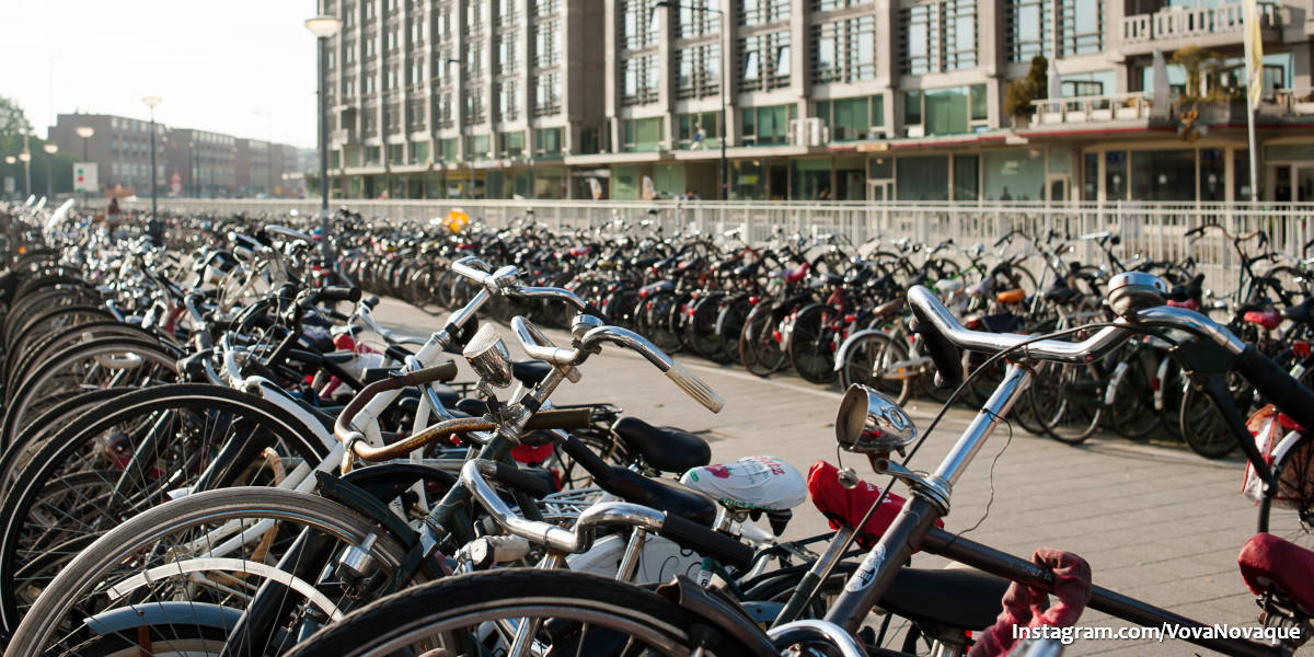 Rotterdam bike parking