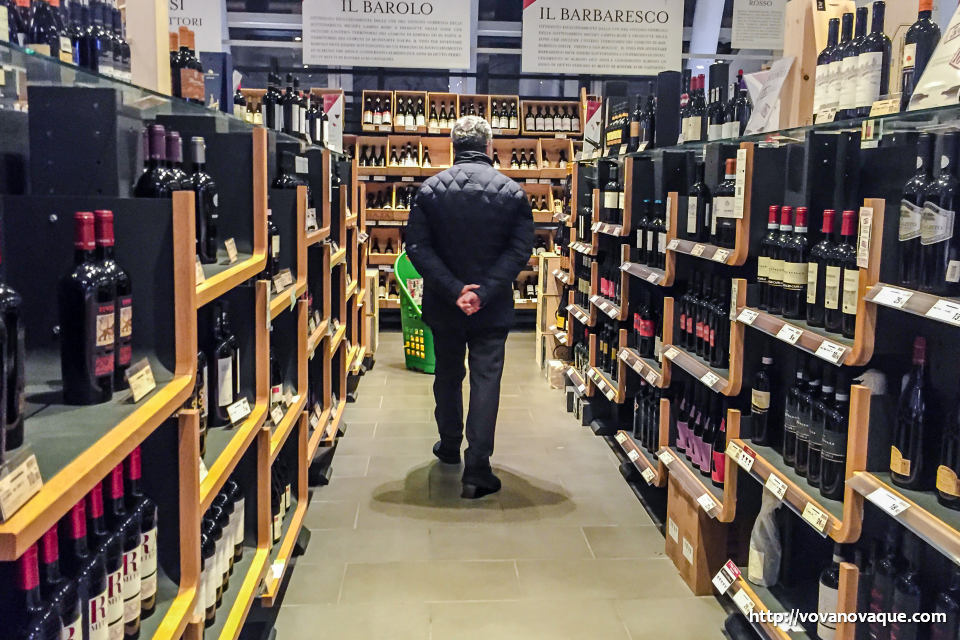 How to choose vine in Eataly Rome