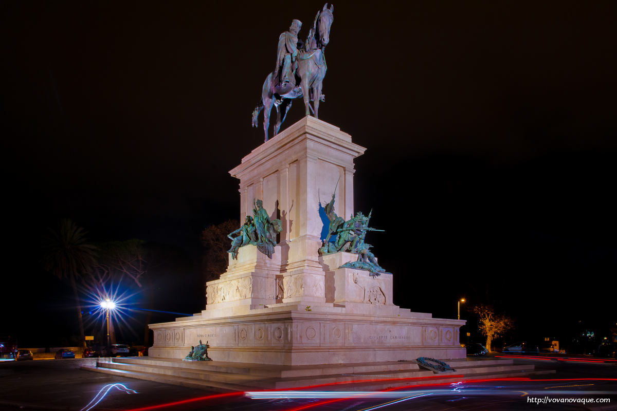 Juseppe Garibaldi monument photo