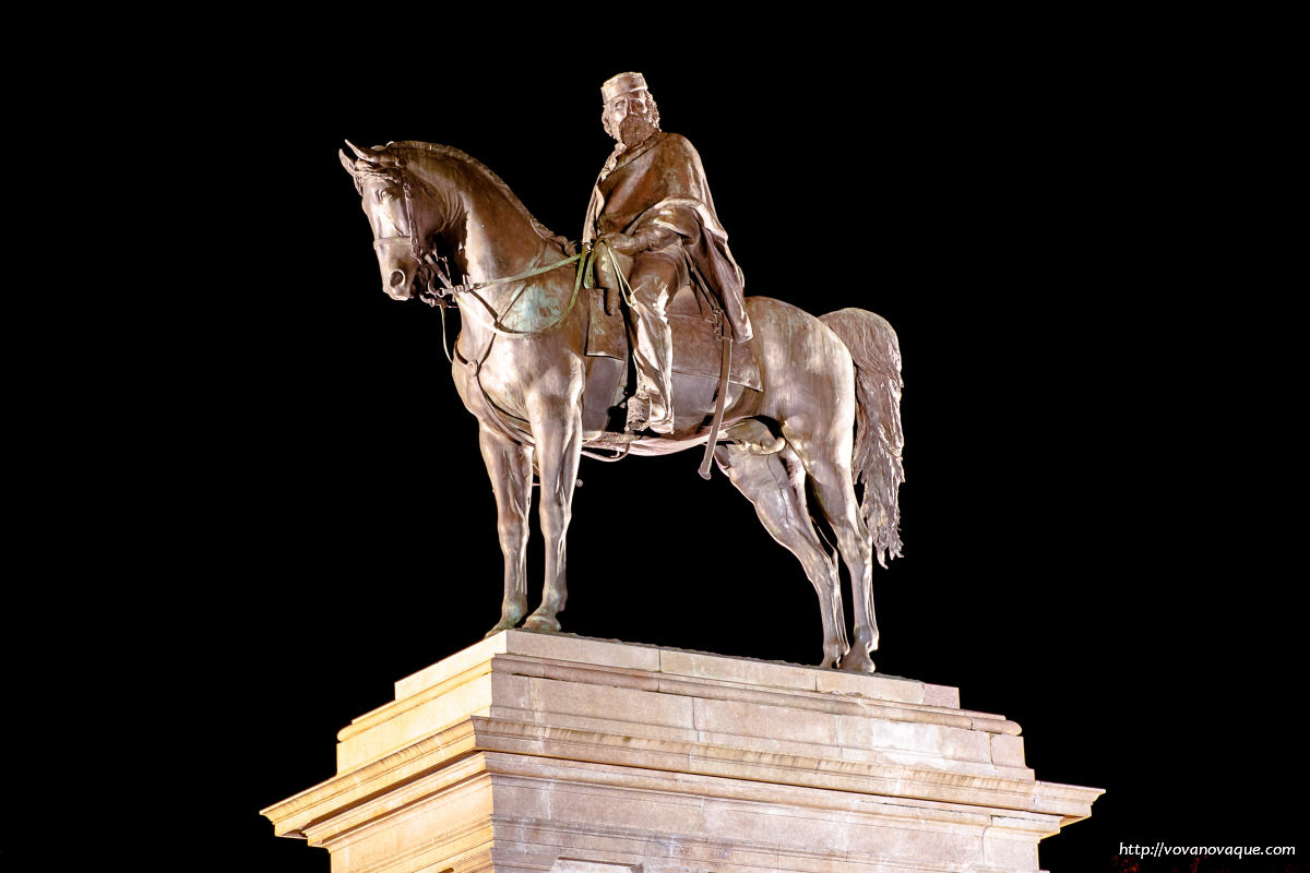 Juseppe Garibaldi monument
