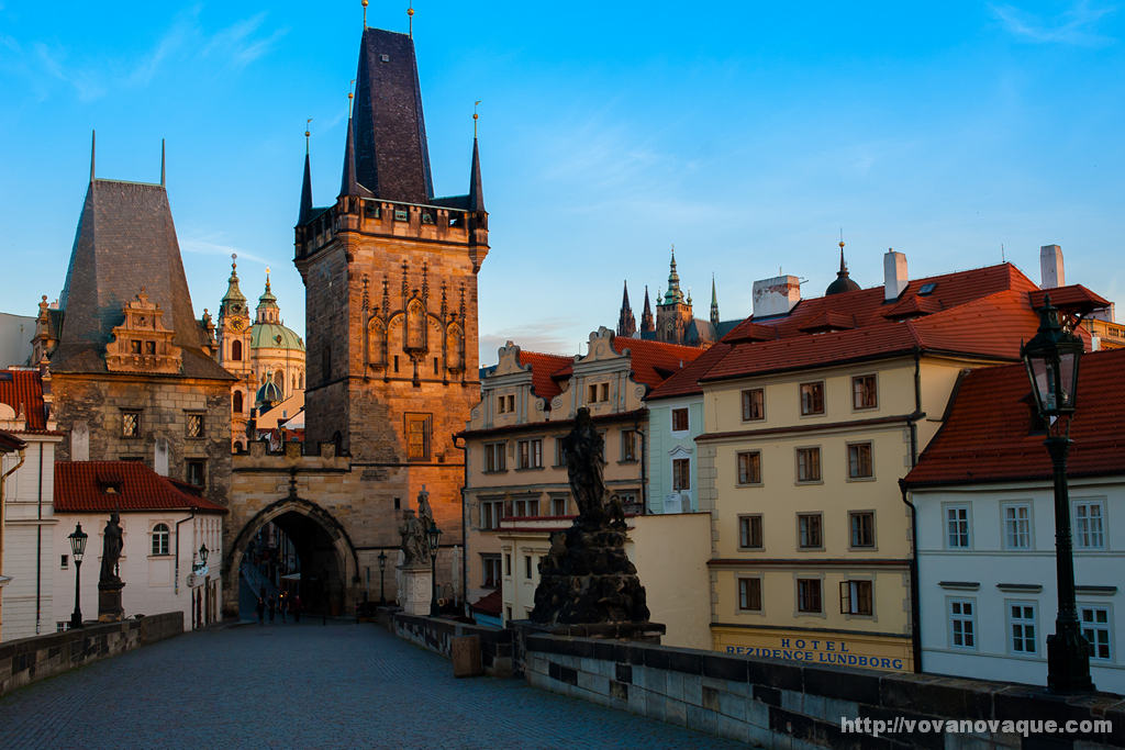 Charles Bridge Best Time to visit