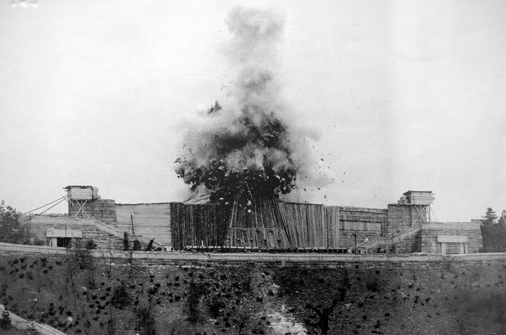 blow up Stalin monument Prague
