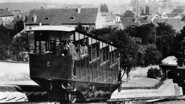 History of the Funicular in Prague