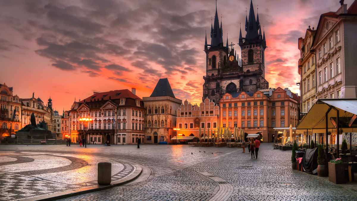 Reasons why to visit Prague