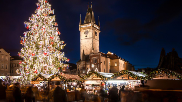 Winter in Prague market