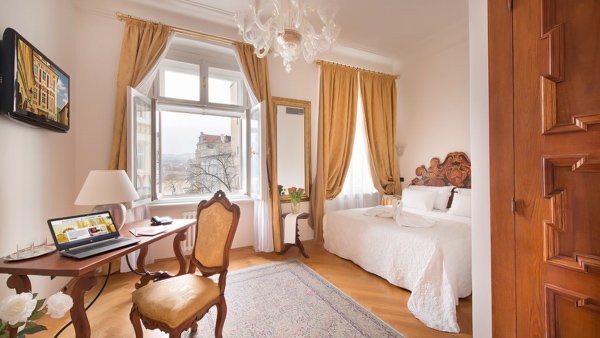 hotels near the Charles Bridge Charles Bridge Palace