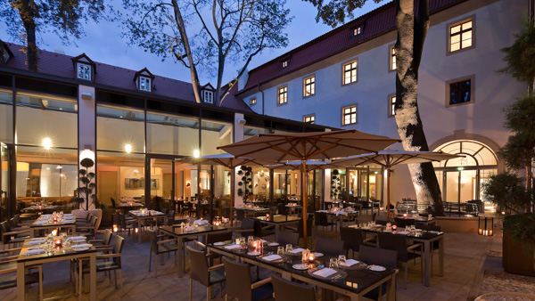 best czech restaurants in Prague Elegantes