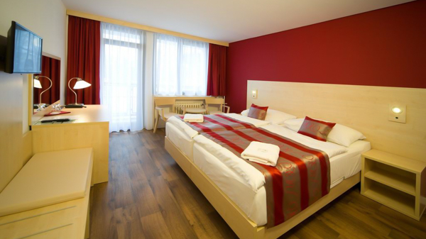 hotels near Prague airport Hotel Krystal