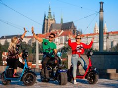 Prague tour on electric bikes