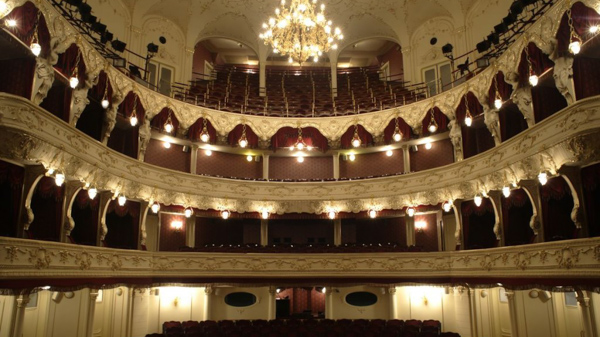 Karlovy Vary City Theater