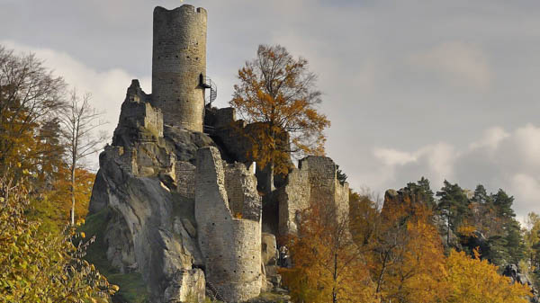 Bohemian Paradise Frydstejn castle